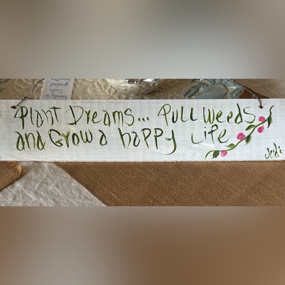 Decorative Garden Wooden Sign with Inspirational Quote